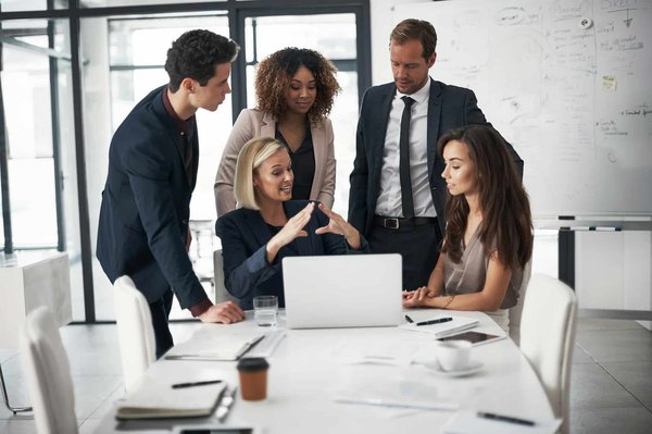 Comment les basketteurs peuvent-ils utiliser les techniques de visualisation pour réduire l'anxiété pré-match ?
